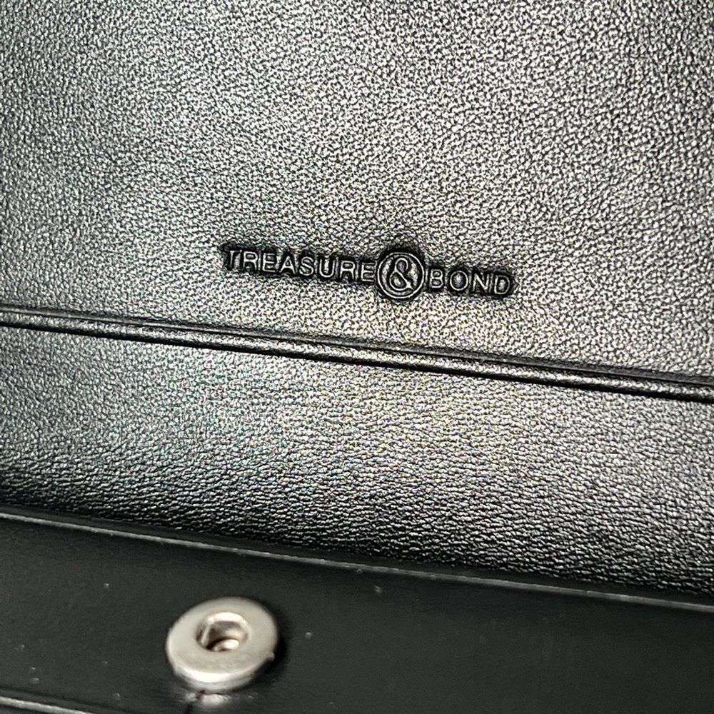 Authentic Treasure & Bond Wallet - Picture 5 of 6